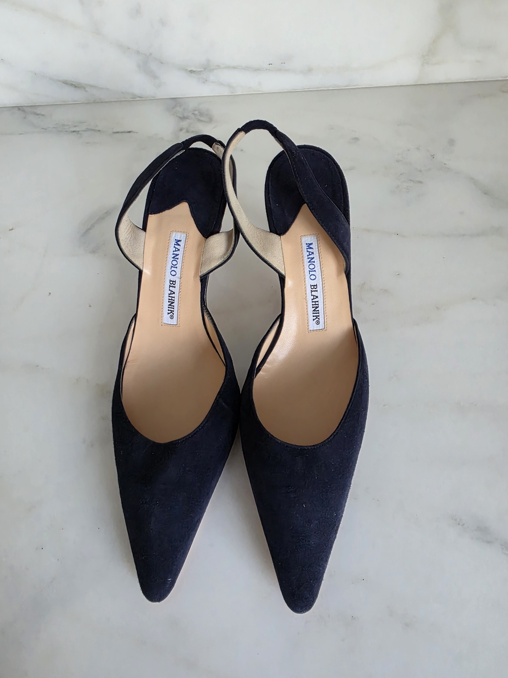 Manolo Blahnik Navy Suede Slingback Pumps Pointed Toe Size 40 - Picture 3 of 7
